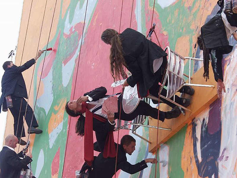 В западных компаниях стало модно рисовать  8211  со служебными целями