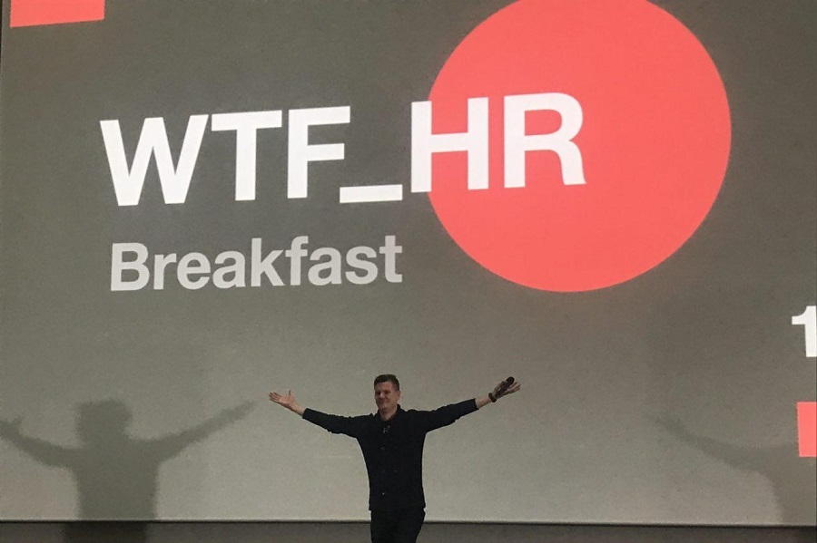 Александр Маслюк о  каминг ауте  и канале WTF HR