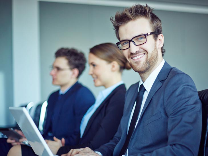 Нет гуру в своем отечестве  но есть авторитетные эксперты