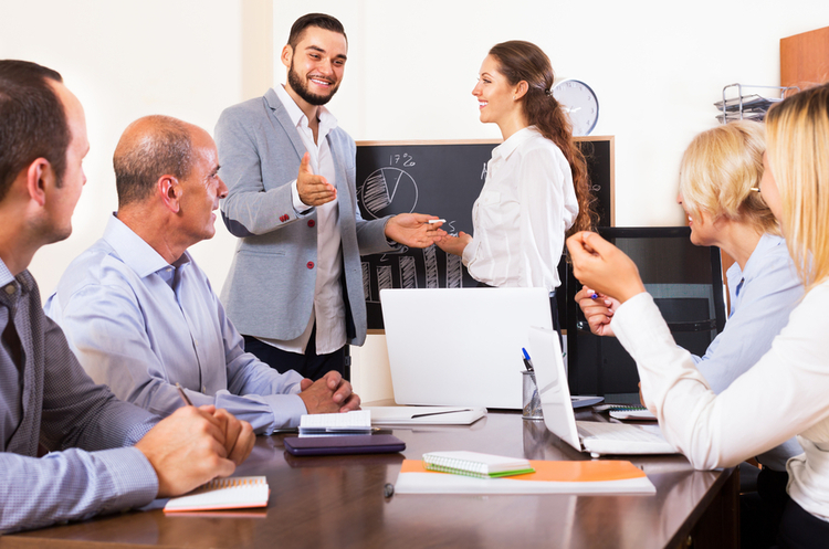 HR вебинар  Особенности руководителей поколения Y  Подбор и развитие 