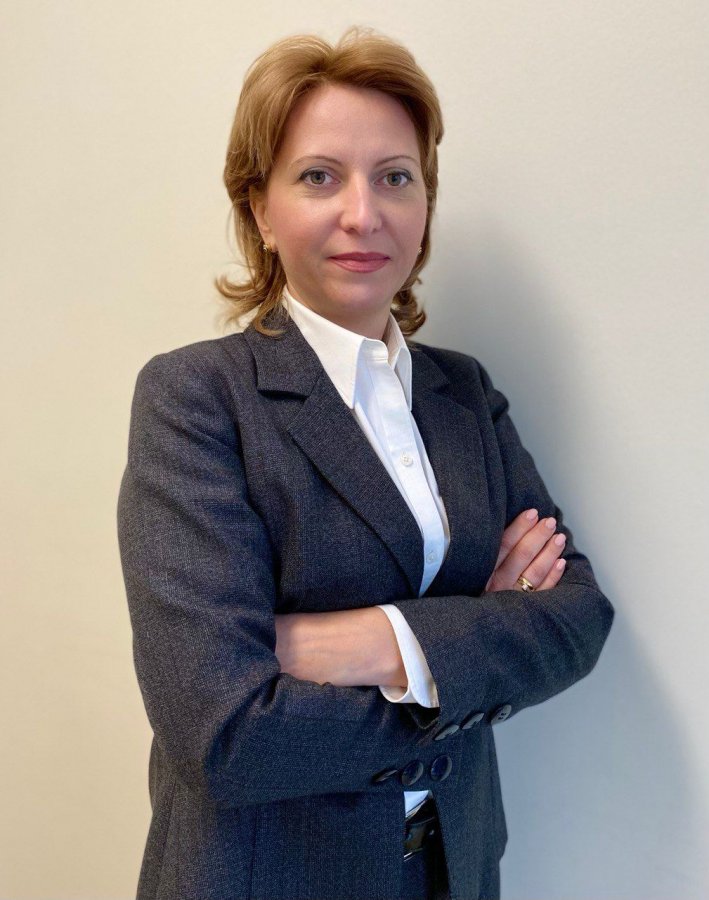 Большая VS маленькая  в какую компанию пойти работать 